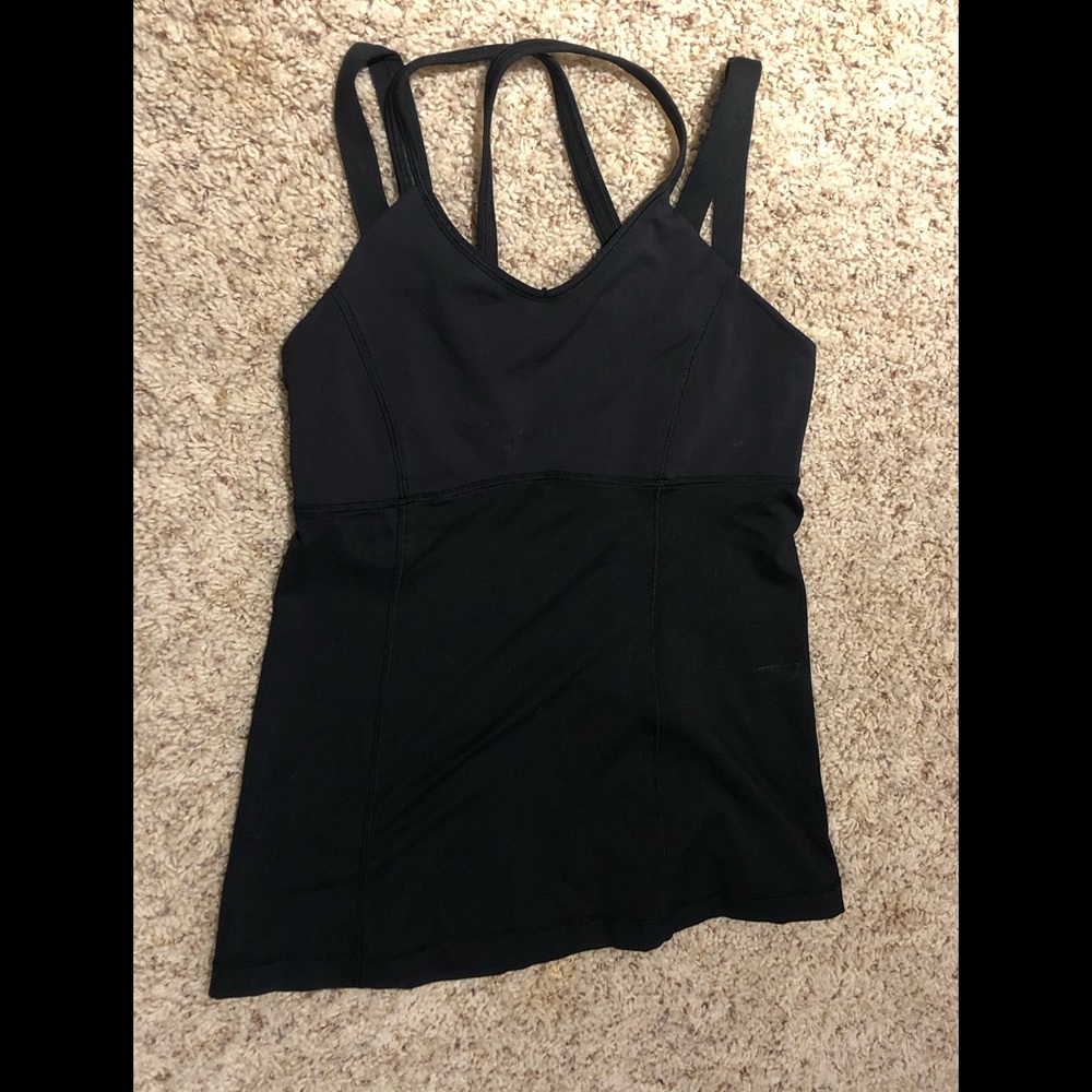 Lululemon tank top.